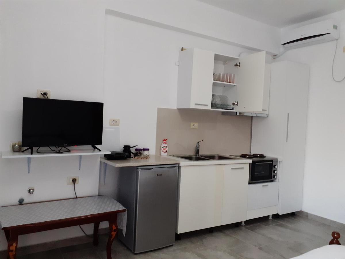 Luigi S Fairyview Apartment Sarandë 外观 照片