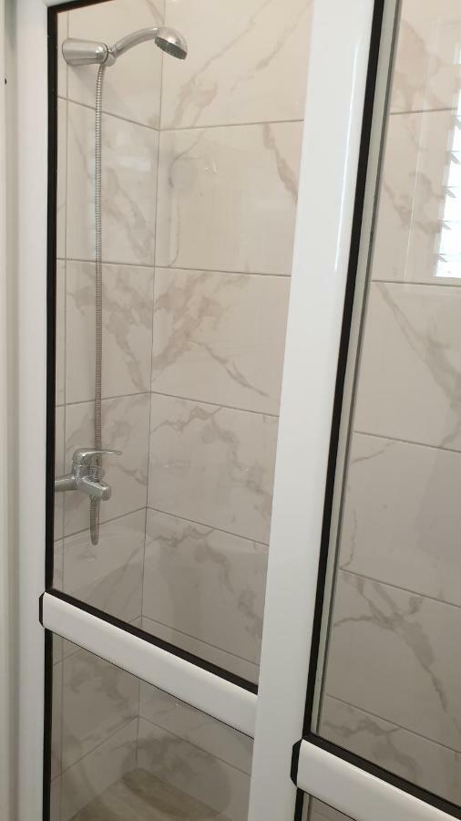 Luigi S Fairyview Apartment Sarandë 外观 照片